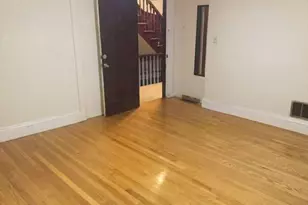 236 Cypress St, Brookline, MA 02445 - Photo 5