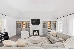 103 Keeneland Cir, Leominster, MA 01453 - Photo 9