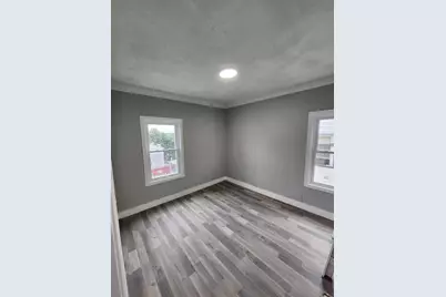 351 Tecumseh St #2, Fall River, MA 02721 - Photo 7