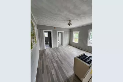 351 Tecumseh St #2, Fall River, MA 02721 - Photo 5