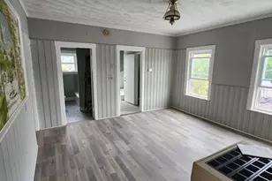 351 Tecumseh St, Fall River, MA 02721 - Photo 5