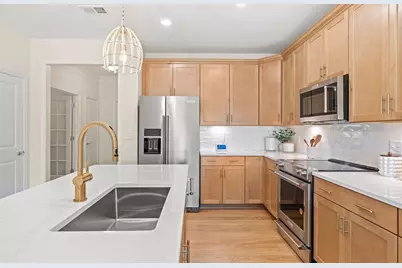 30 Coppersmith Way #208, Canton, MA 02021 - Photo 3