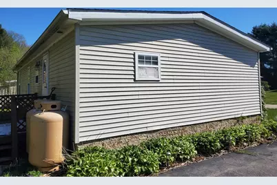 21 Fox Run, Brookfield, MA 01506 - Photo 3