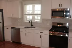 32 Newhall, Saugus, MA 01906 - Photo 3