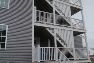 32 Newhall, Saugus, MA 01906 - Photo 3