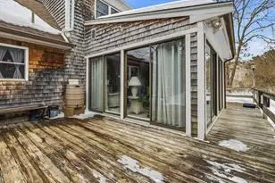 18 Wordell St, Rochester, MA 02770 - Photo 5