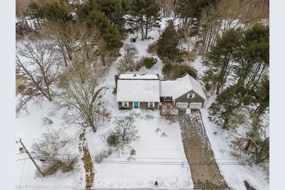 18 Wordell St, Rochester, MA 02770 - Photo 11