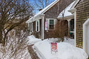 18 Wordell St, Rochester, MA 02770 - Photo 3