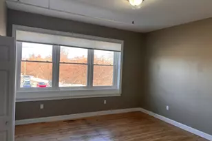 158 Main, Greenfield, MA 01301 - Photo 5