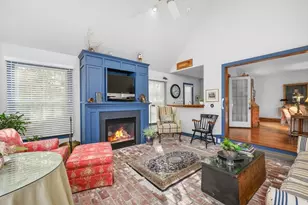 41 Court St, Chatham, MA 02650 - Photo 9