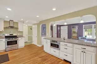 21 Fairbanks Rd, Chelmsford, MA 01824 - Photo 3