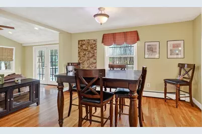 21 Fairbanks Rd, Chelmsford, MA 01824 - Photo 9