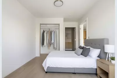 1035 Commonwealth Ave #404, Boston, MA 02215 - Photo 7