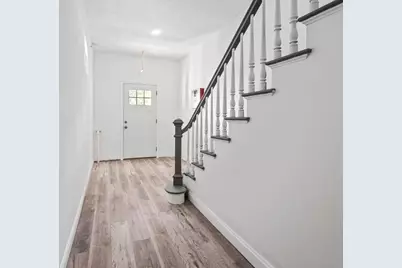 42 William St #3, Worcester, MA 01609 - Photo 3