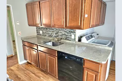 8 Algonquin Dr, Dartmouth, MA 02748 - Photo 5