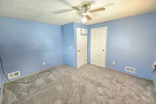 8 Algonquin Dr, Dartmouth, MA 02748 - Photo 13