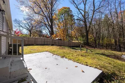 186 Bolton St, Springfield, MA 01129 - Photo 33