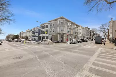 921-923 E Broadway #3, Boston, MA 02127 - Photo 13