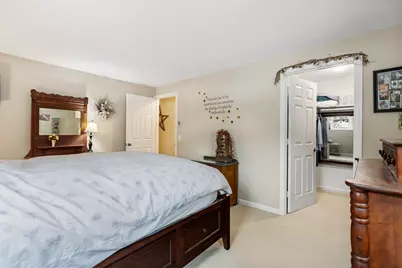 125 Heritage Dr #125, Northbridge, MA 01588 - Photo 17