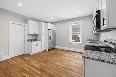 921-923 E Broadway #1, Boston, MA 02127 - Photo 3