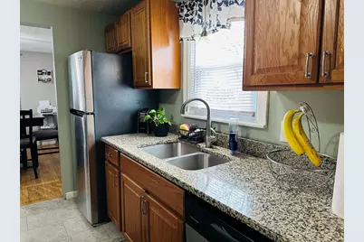 42 Marquette St., Springfield, MA 01104 - Photo 9