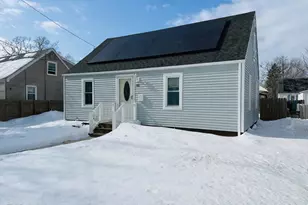 42 Marquette St, Springfield, MA 01104 - Photo 1