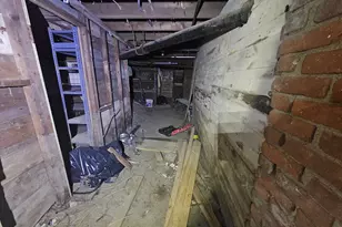 17-19 Bracewell Ave, North Adams, MA 01247 - Photo 27