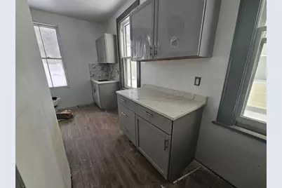 17-19 Bracewell Ave, North Adams, MA 01247 - Photo 5