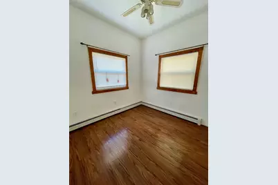 209 Summer St, Malden, MA 02148 - Photo 9