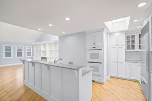 11 Elmwood Ave, Winchester, MA 01890 - Photo 5