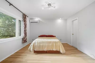184 Rawson Rd, Brookline, MA 02445 - Photo 11