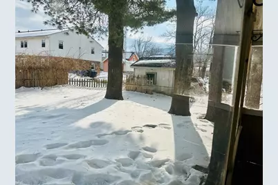 6 Oakdale Pl #1, Easthampton, MA 01027 - Photo 5