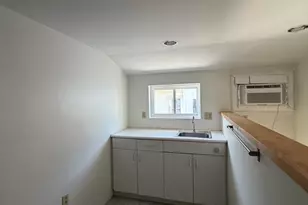 52 Jefferson Ave, Everett, MA 02149 - Photo 9