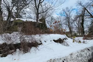 19 Mohawk Ave, Freetown, MA 02717 - Photo 1