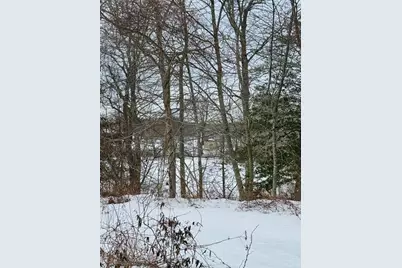 19 Mohawk Ave, Freetown, MA 02717 - Photo 5