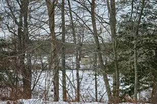 19 Mohawk Ave, Freetown, MA 02717 - Photo 5