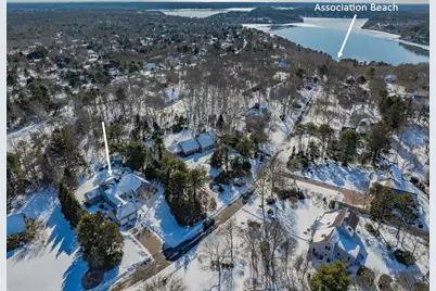 39 Spruce Run Dr, Brewster, MA 02631 - Photo 1