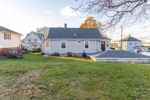 93 Lawton St, Fall River, MA 02721 - Photo 15