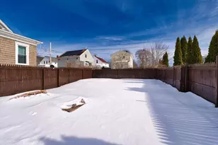 366 Ash St, New Bedford, MA 02740 - Photo 27