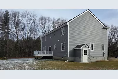 138 Elm St, Uxbridge, MA 01569 - Photo 3