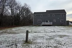 138 Elm St, Uxbridge, MA 01569 - Photo 5