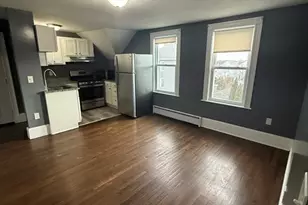 42 Mott St, Fall River, MA 02721 - Photo 3