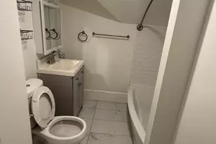 42 Mott St, Fall River, MA 02721 - Photo 5