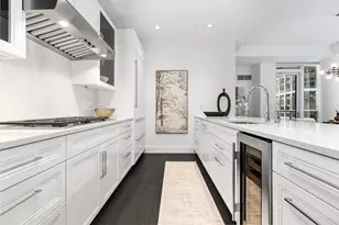 22 Liberty Dr, Boston, MA 02210 - Photo 15