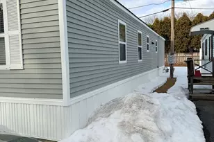 1044 Phillips Rd, New Bedford, MA 02745 - Photo 3