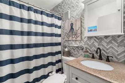 12 Cox Ct #4, Beverly, MA 01915 - Photo 5