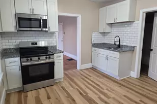 184 King St, Springfield, MA 01109 - Photo 3