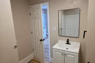 184 King St, Springfield, MA 01109 - Photo 15