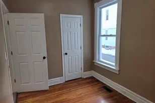 184 King St, Springfield, MA 01109 - Photo 13