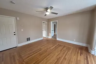 184 King St, Springfield, MA 01109 - Photo 7